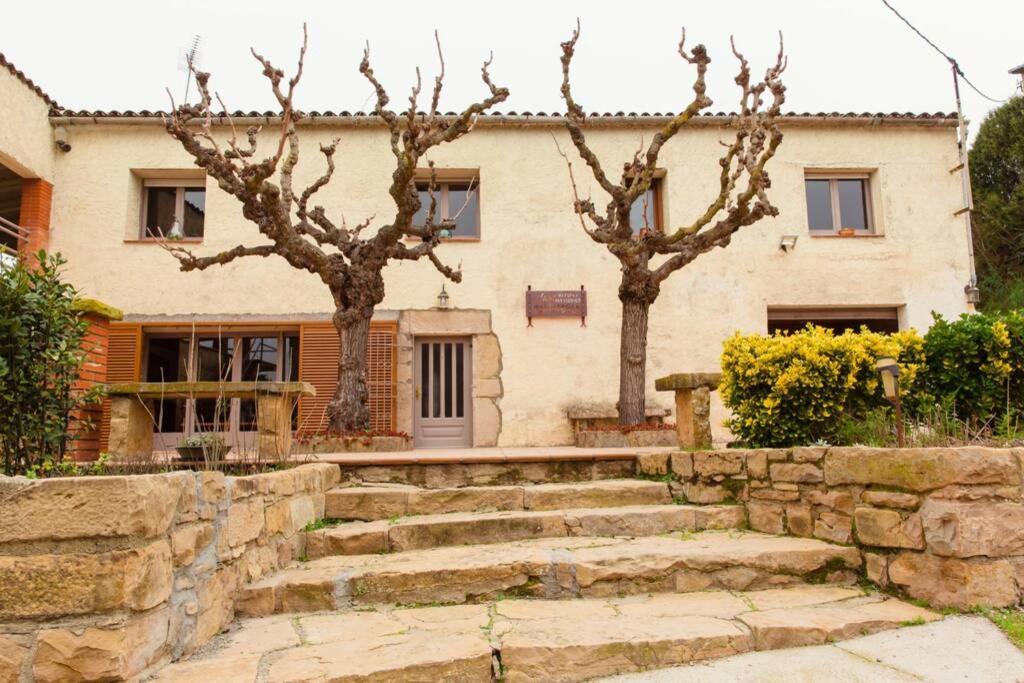 Masia Can Castanyola Marganell Exterior foto